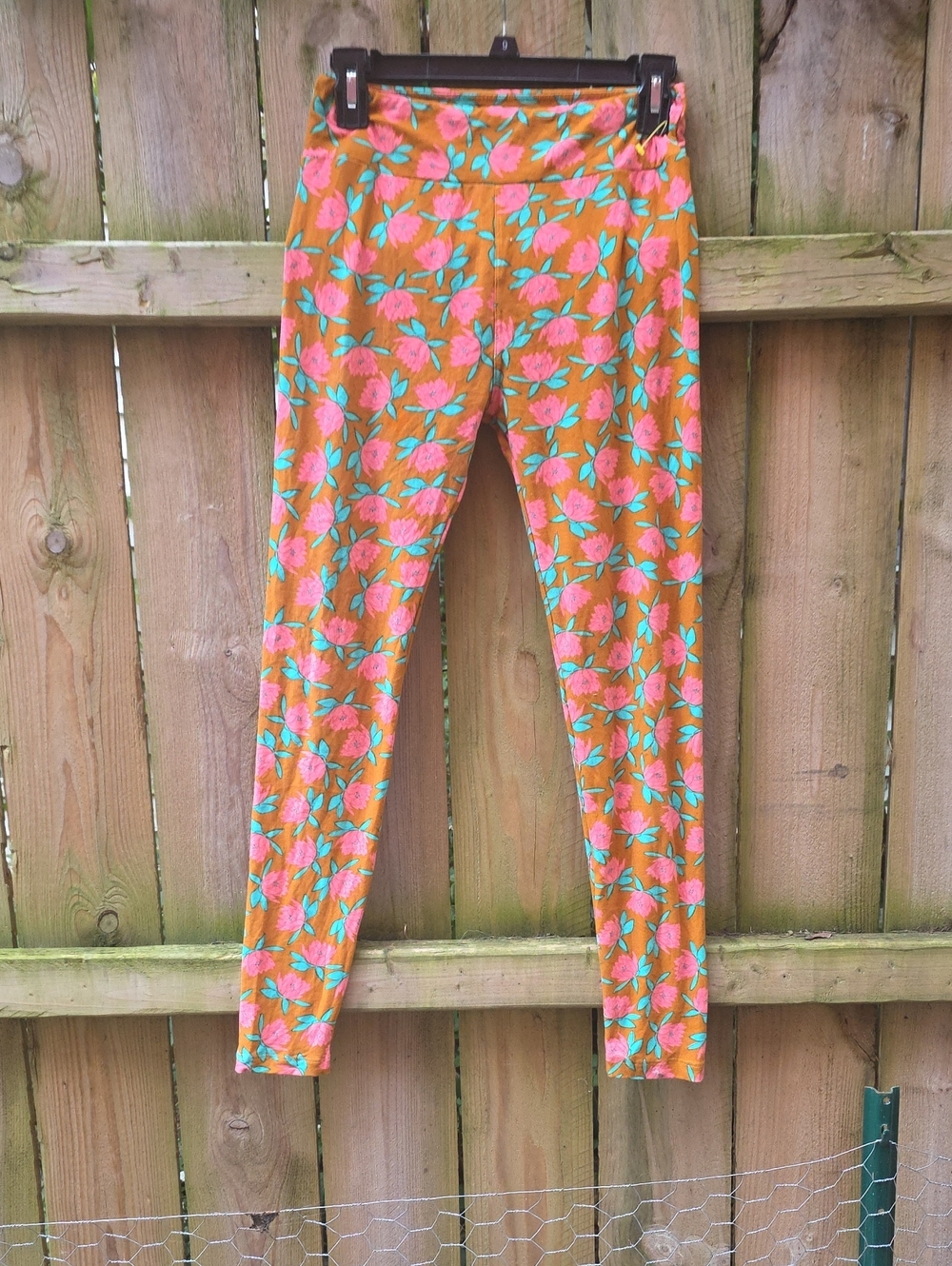 Floral Orange Leggings - Comfortable Stretch